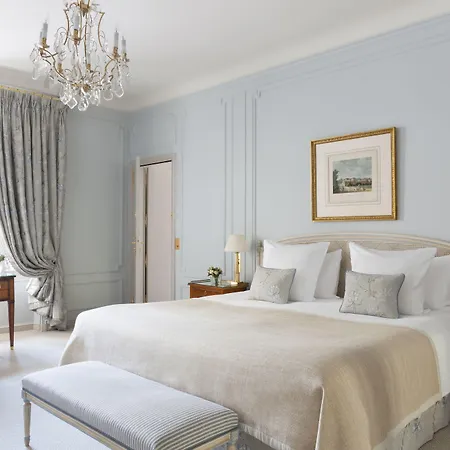 Le Bristol Paris, Oetker