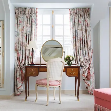 Le Bristol Paris, Oetker Hotel París