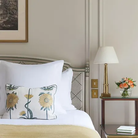 Le Bristol Paris, Oetker Hotel