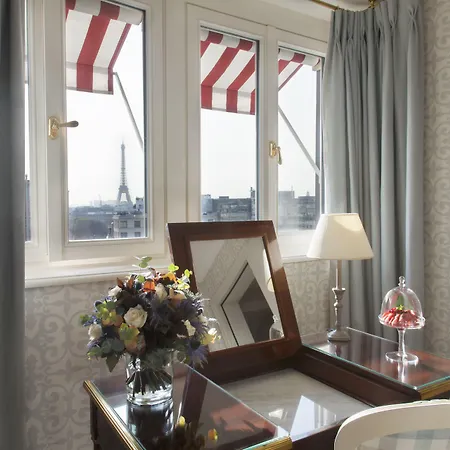 Le Bristol Paris, Oetker Hotel