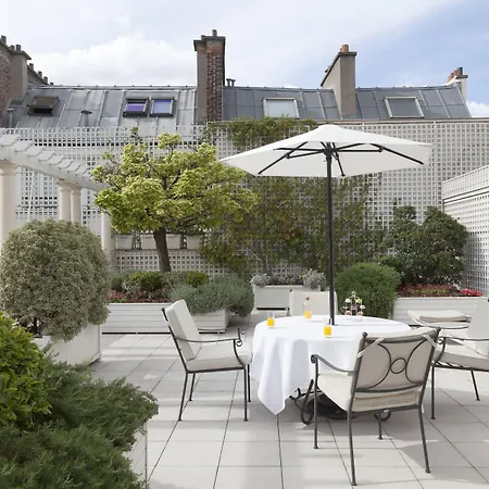 Le Bristol Paris, Oetker 5*