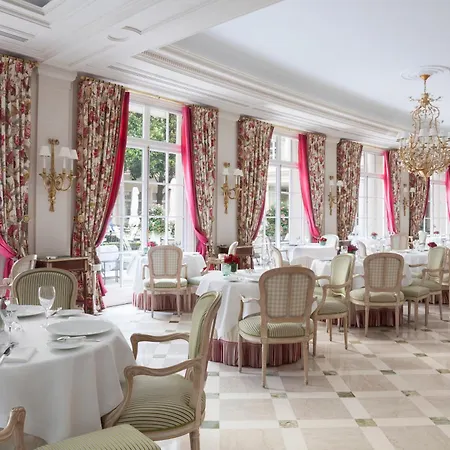 Le Bristol Paris, Oetker 5*