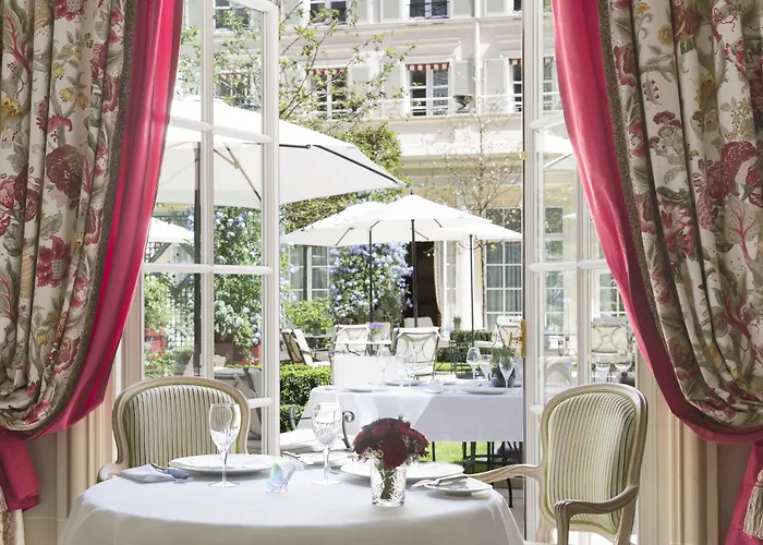 호텔 Le Bristol Paris, Oetker 5*
