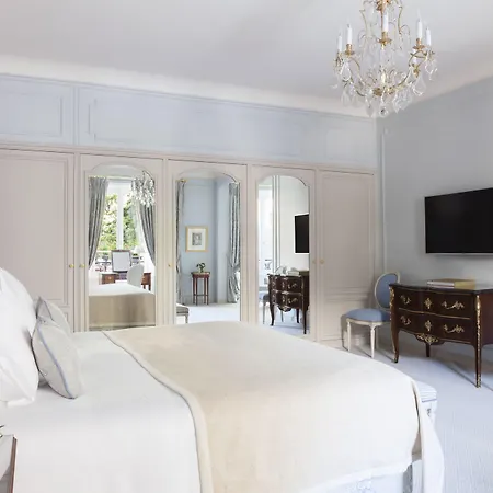 Le Bristol Paris, Oetker