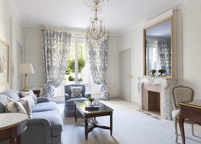 Le Bristol Paris, Oetker 파리