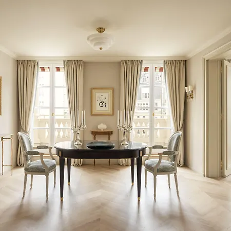 Le Bristol Paris, Oetker 5* פריז