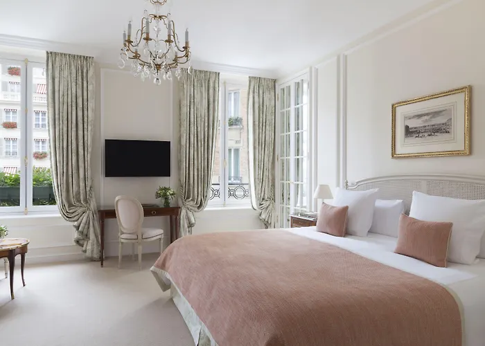 فندق Le Bristol Paris, Oetker 5*