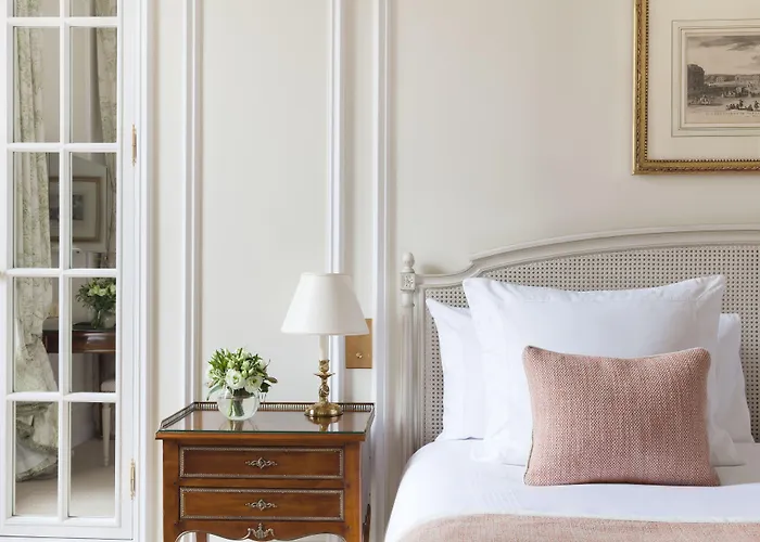 Le Bristol Paris, Oetker 5* باريس